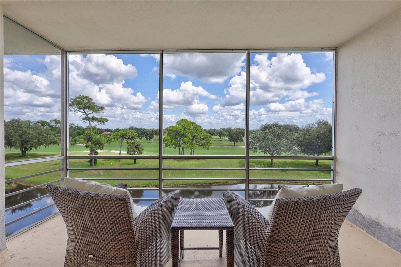 7461 W COUNTRY CLUB DRIVE N, #408, Sarasota, FL 34243