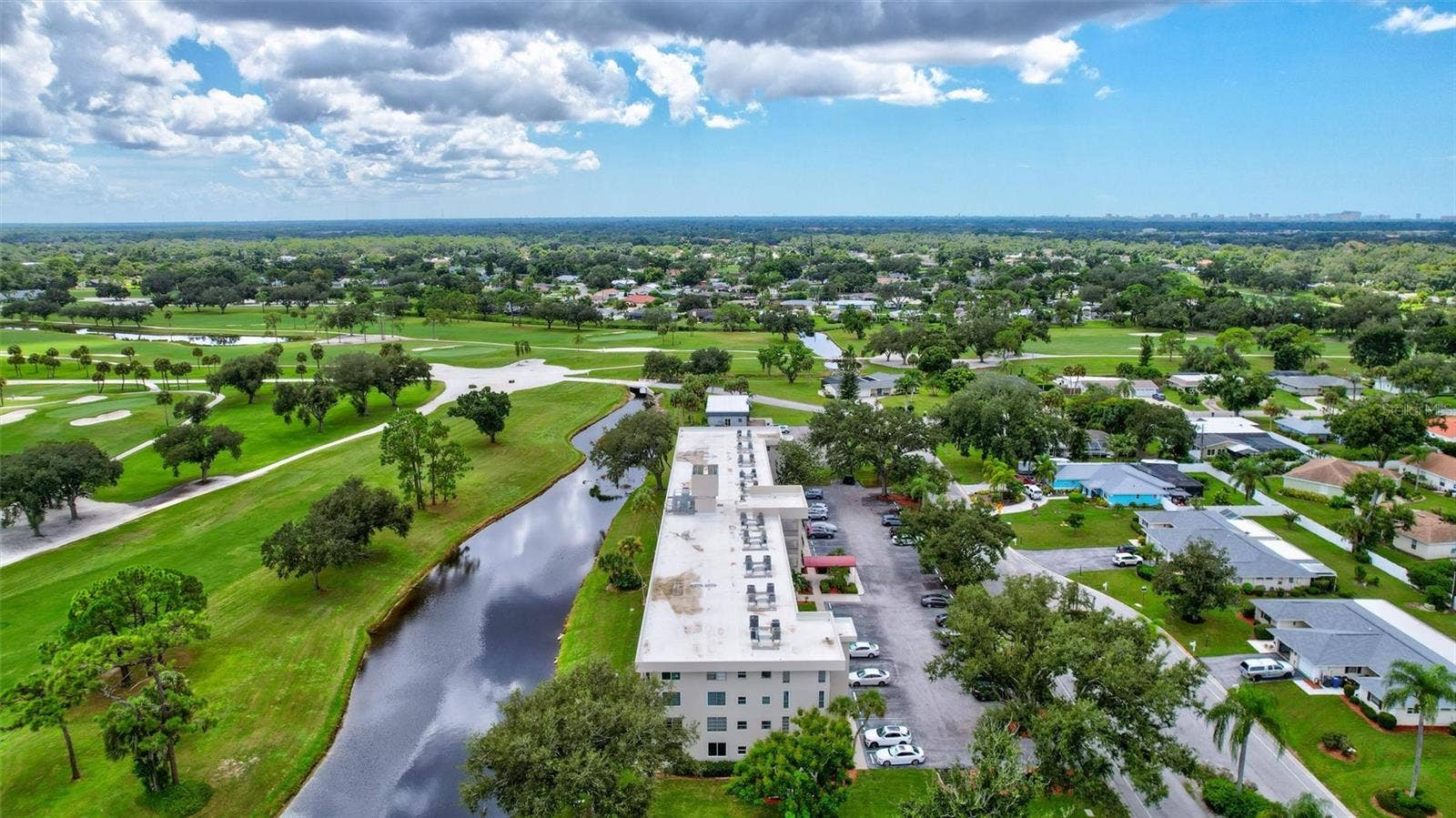 7461 W COUNTRY CLUB DRIVE N, #408, Sarasota, FL 34243