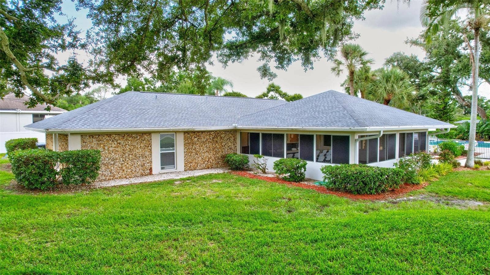 7461 W COUNTRY CLUB DRIVE N, #408, Sarasota, FL 34243