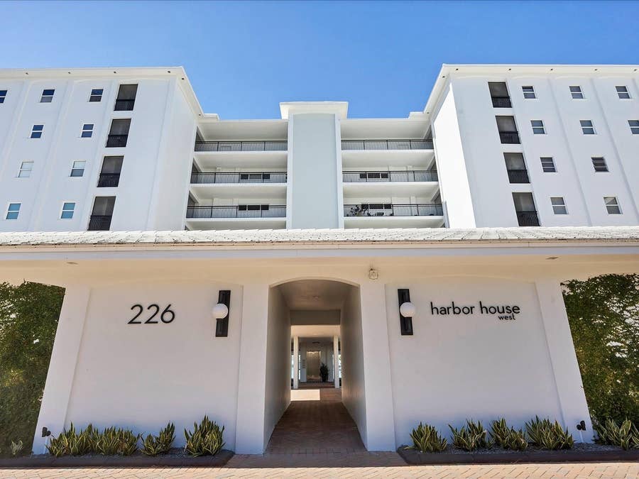 Property photo for 226 GOLDEN GATE POINT, #44, Sarasota, FL
