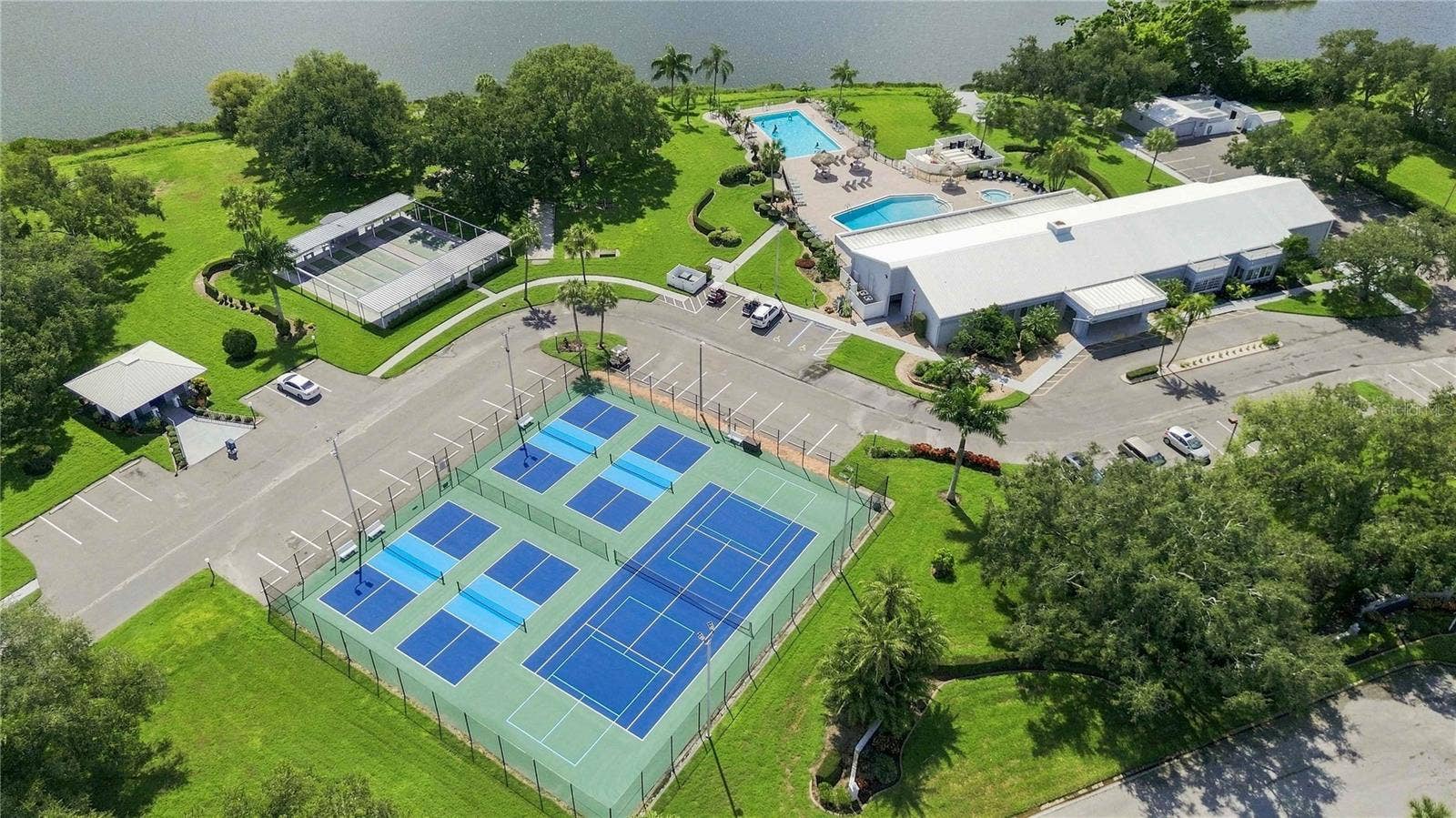 8429 CASTLE GARDEN ROAD, Palmetto, FL 34221 8429 CASTLE GARDEN ROAD, Palmetto, FL 34221