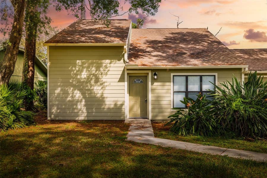 Property photo for 2004 WOOD HOLLOW PLACE, Sarasota, FL