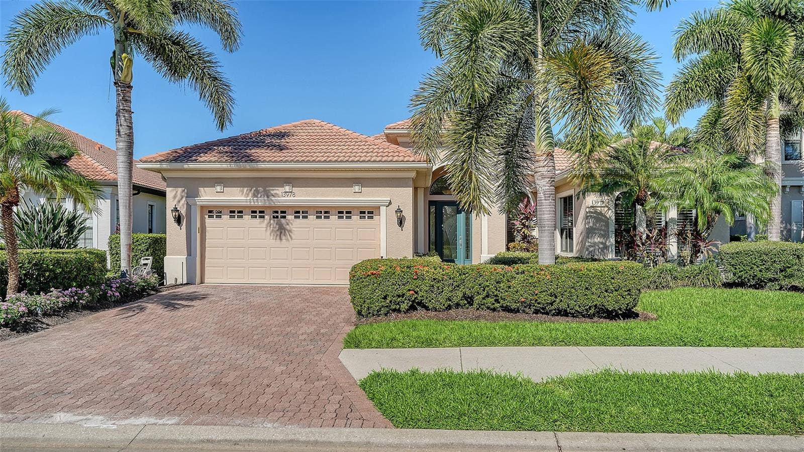 13978 SIENA LOOP, Lakewood Ranch, FL 34202 Extended 2 car garage