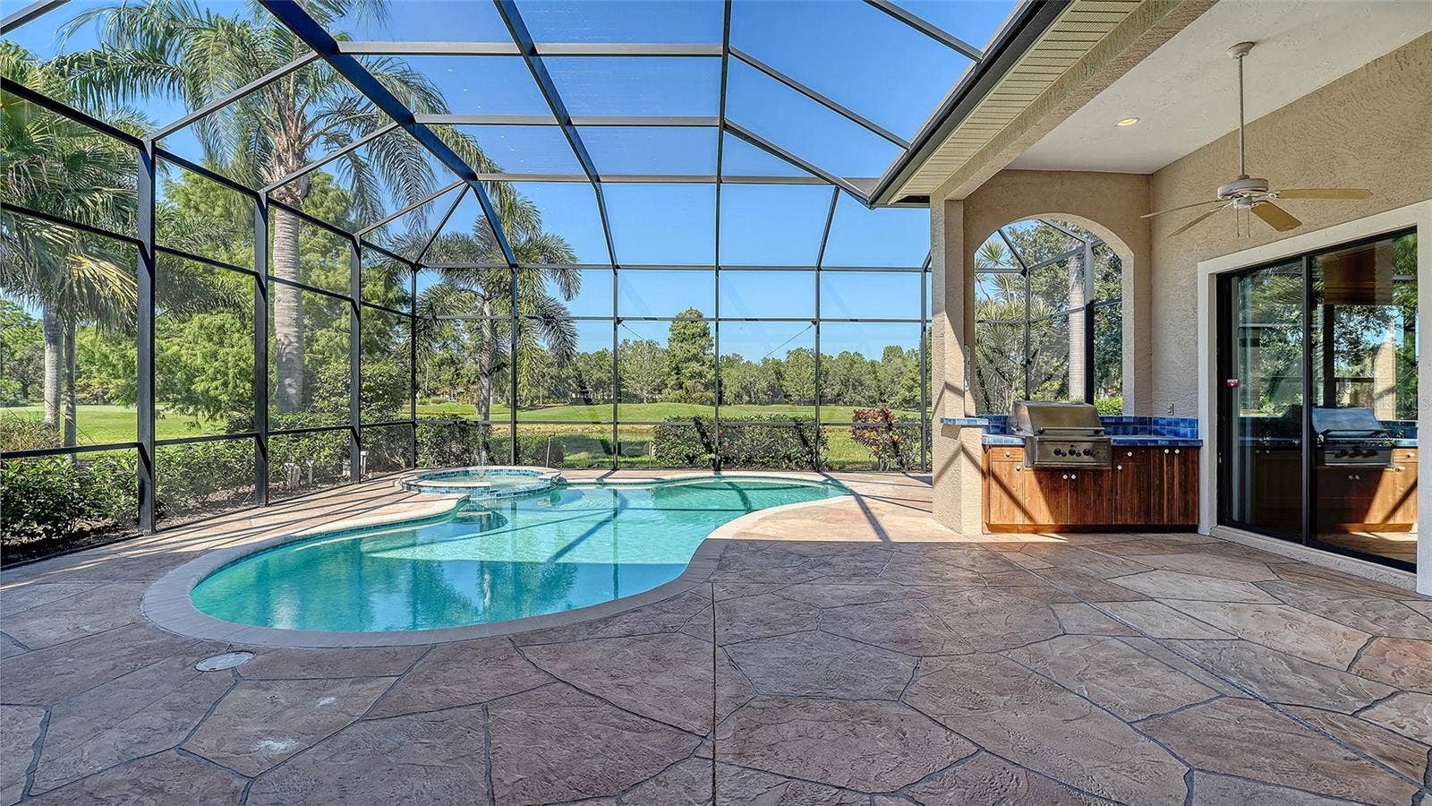 13978 SIENA LOOP, Lakewood Ranch, FL 34202 Resort style pool with self cleaners and pebbletec