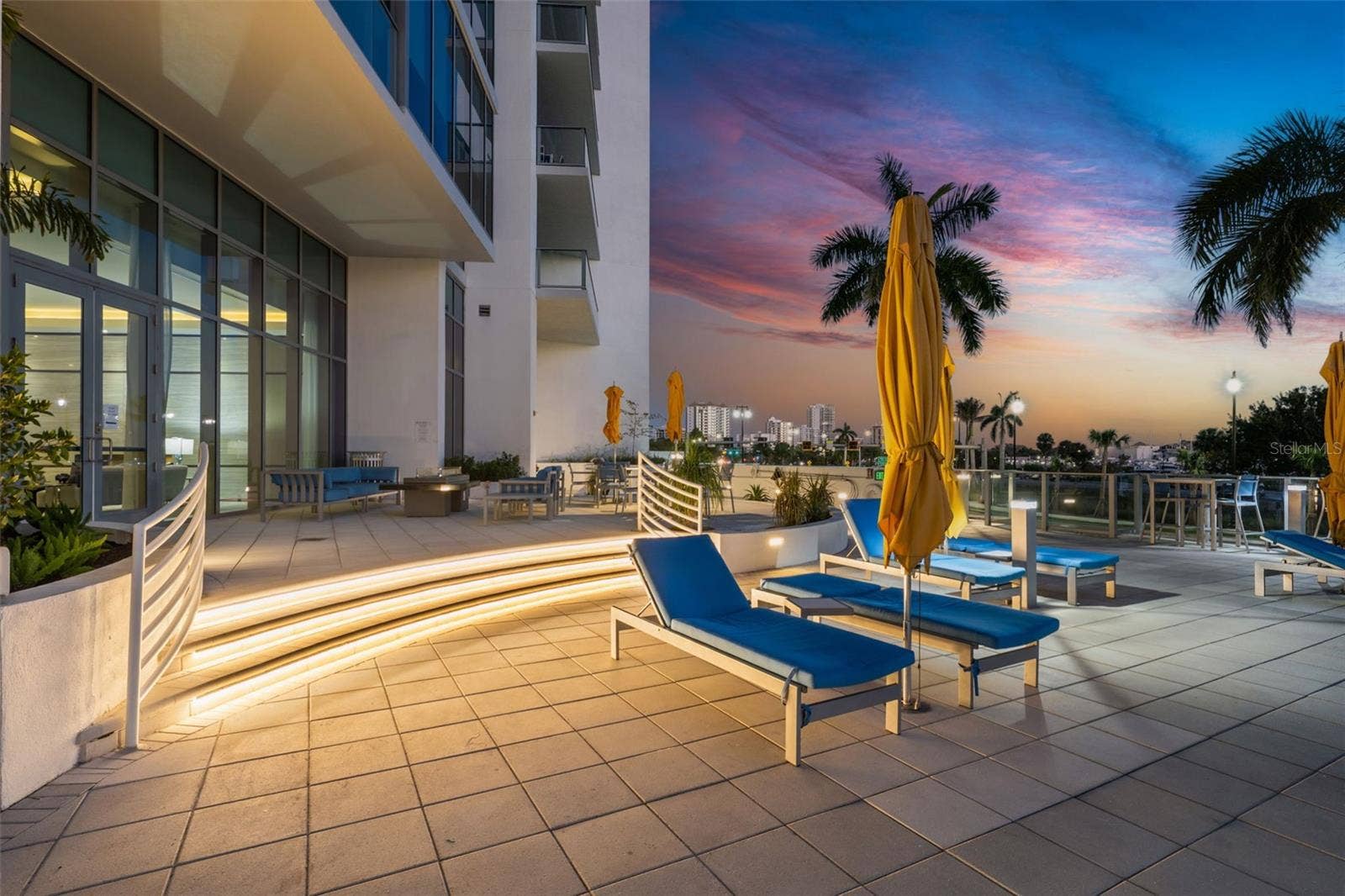 1155 N GULFSTREAM AVENUE, #802, Sarasota, FL 34236