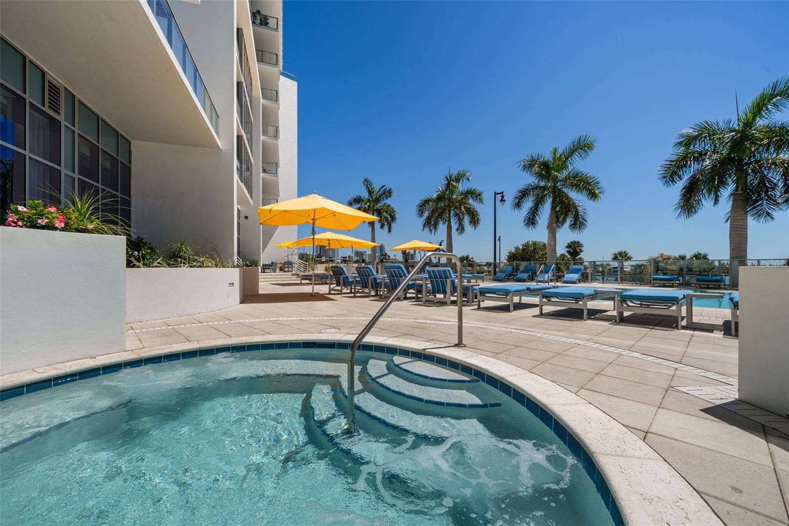 1155 N GULFSTREAM AVENUE, #802, Sarasota, FL 34236