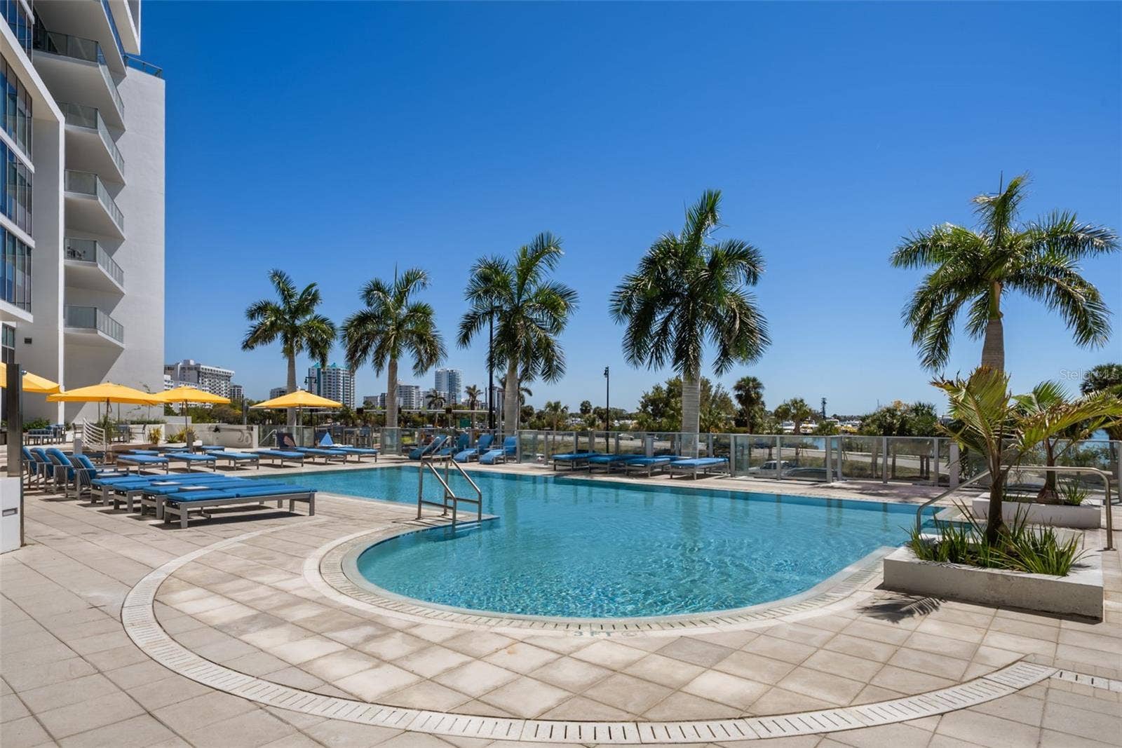 1155 N GULFSTREAM AVENUE, #802, Sarasota, FL 34236