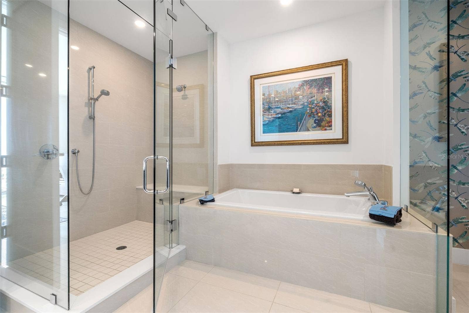 1155 N GULFSTREAM AVENUE, #802, Sarasota, FL 34236