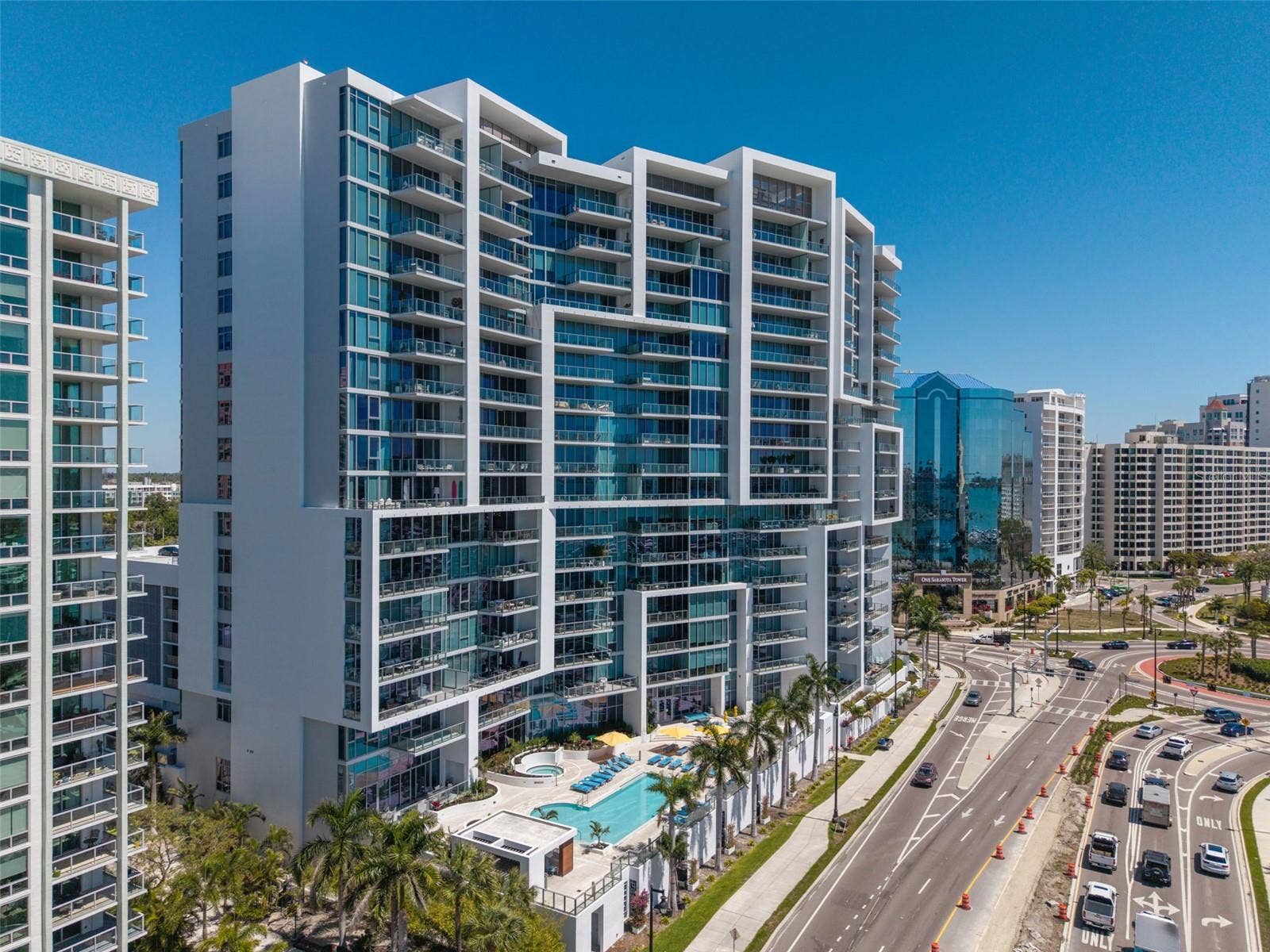 1155 N GULFSTREAM AVENUE, #802, Sarasota, FL 34236