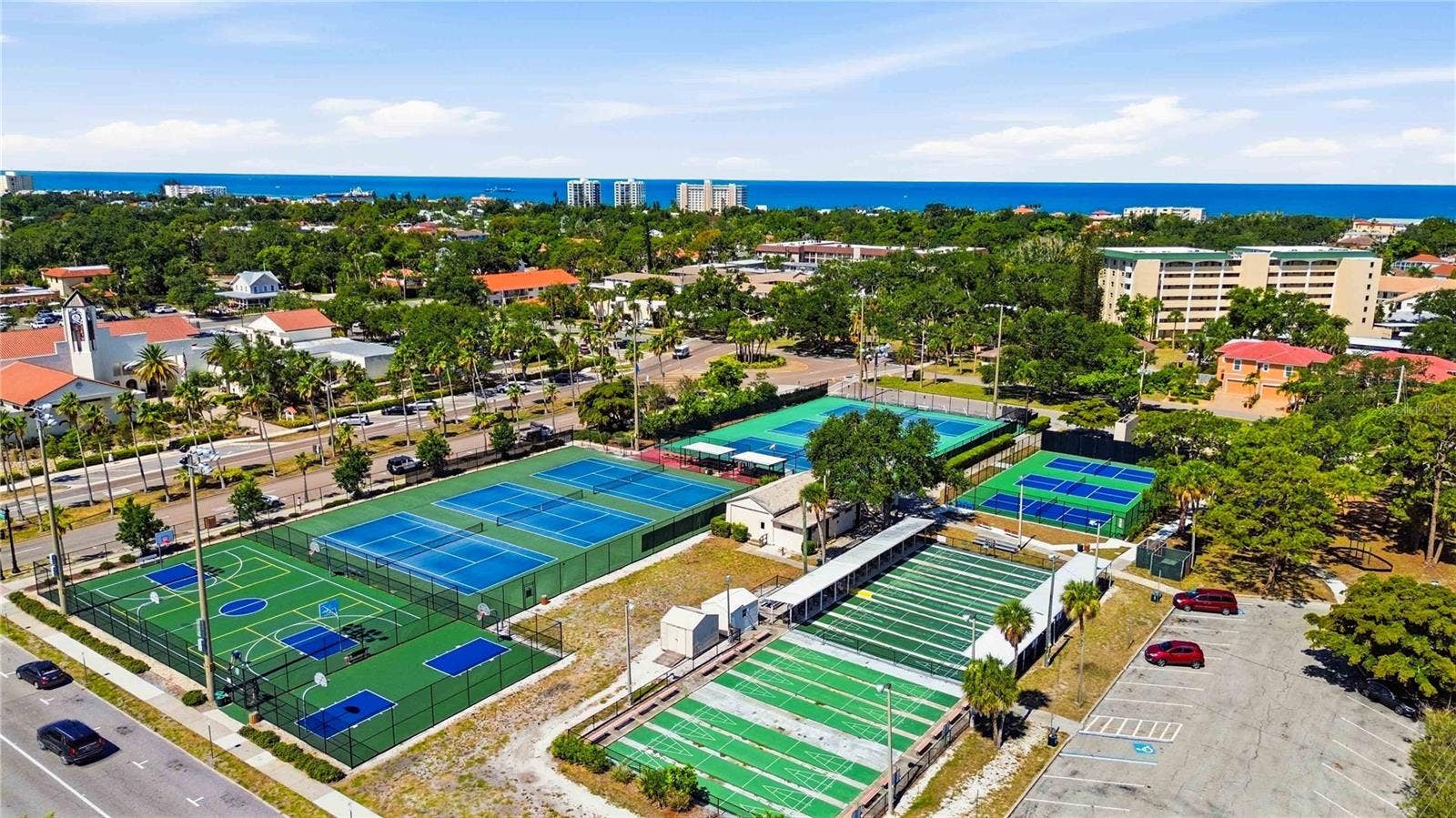525 MANATEE COURT, #10, Venice, FL 34285 525 MANATEE COURT, #10, Venice, FL 34285