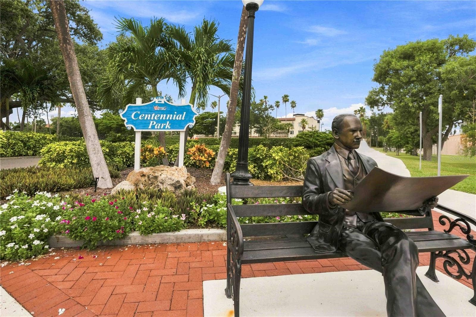 525 MANATEE COURT, #10, Venice, FL 34285 525 MANATEE COURT, #10, Venice, FL 34285