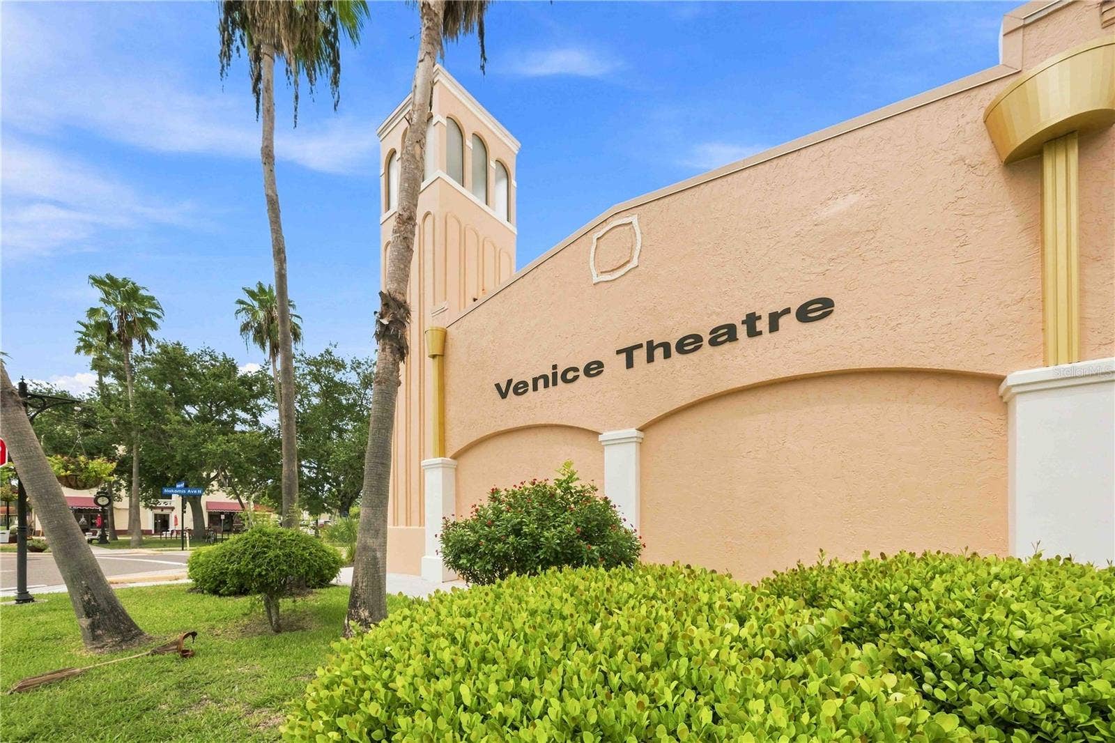 525 MANATEE COURT, #10, Venice, FL 34285 525 MANATEE COURT, #10, Venice, FL 34285