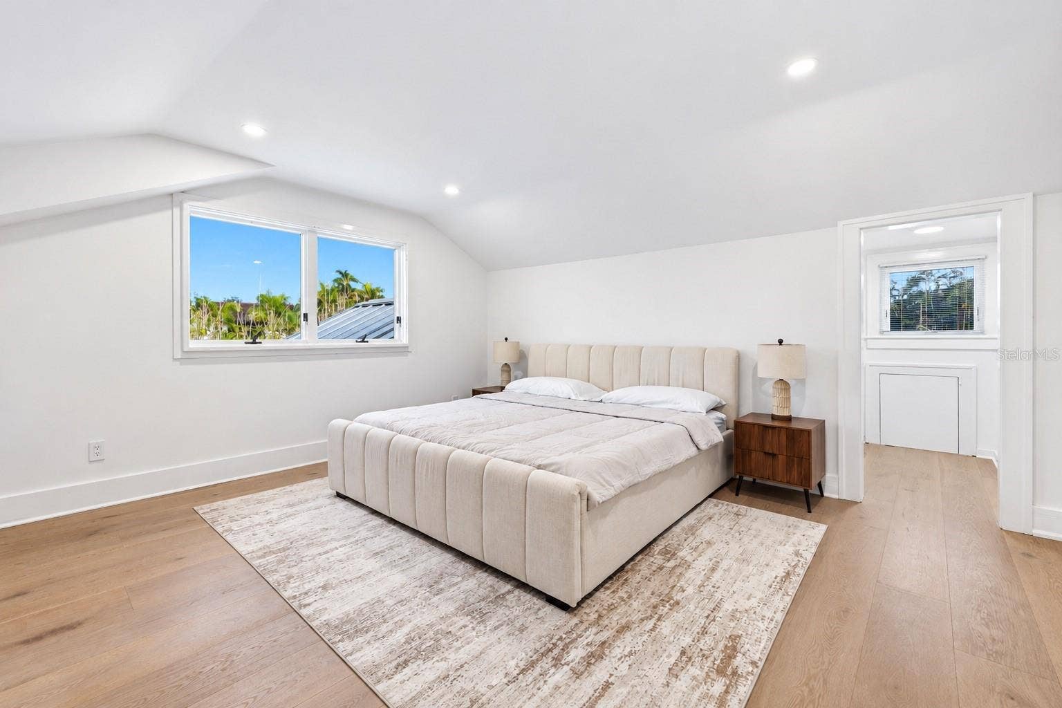 604 NORSOTA WAY, Sarasota, FL 34242 604 NORSOTA WAY, Sarasota, FL 34242