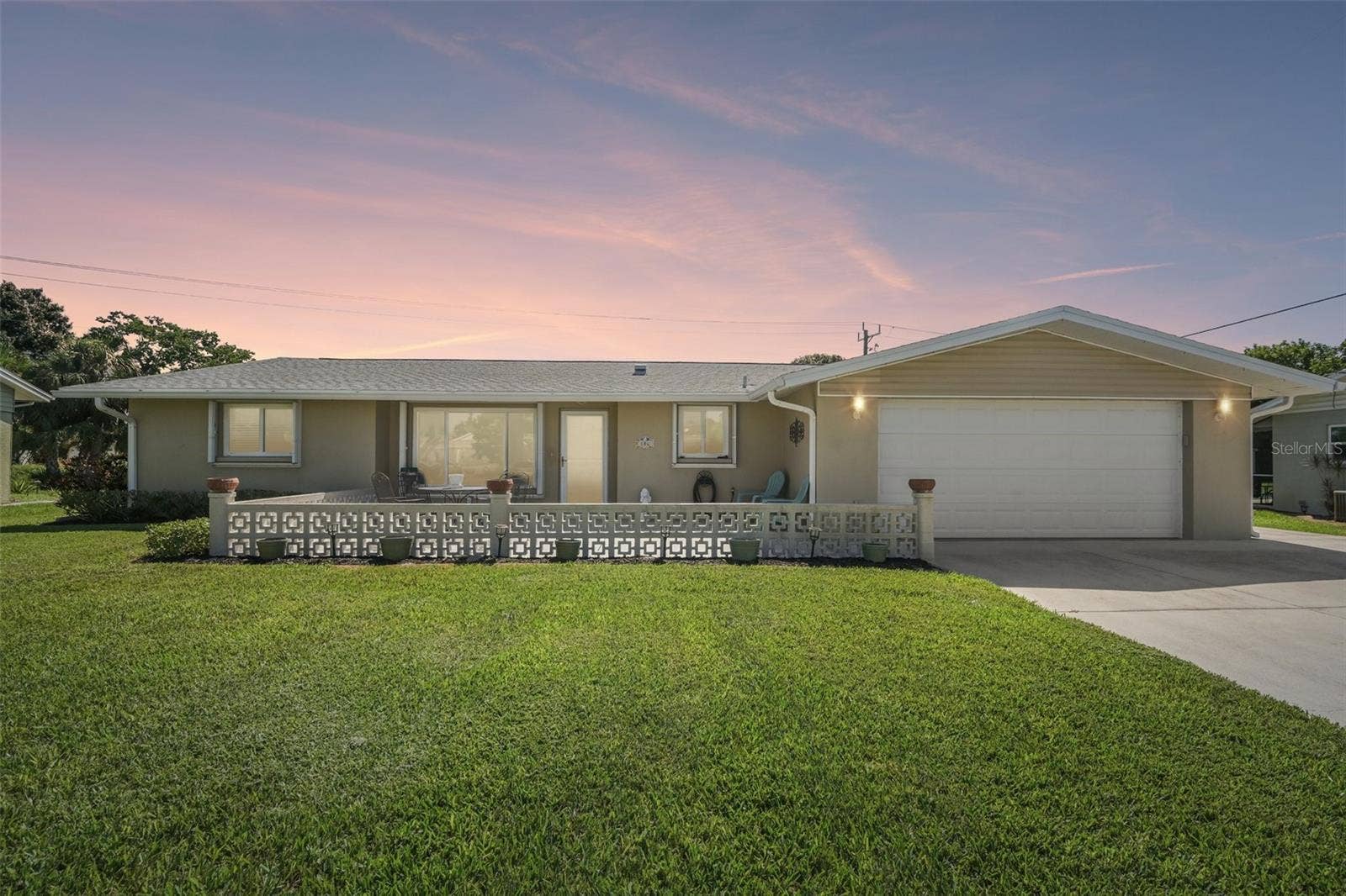106 ALGIERS DRIVE, Venice, FL 34293 106 ALGIERS DRIVE, Venice, FL 34293