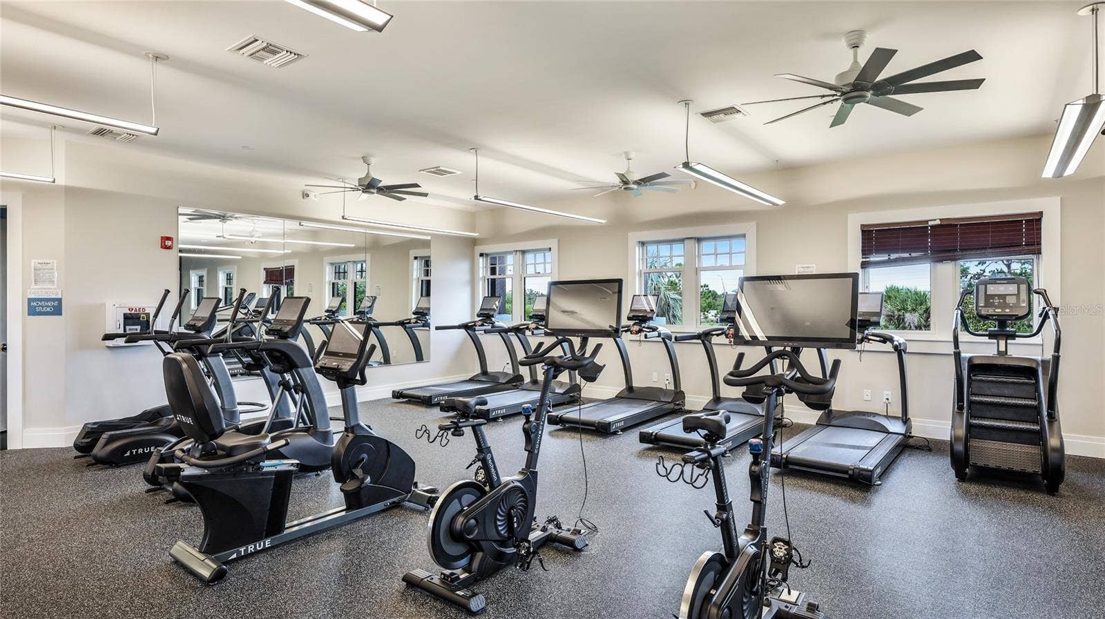 11160 FIELDSTONE DRIVE, Palmetto, FL 34221 11160 FIELDSTONE DRIVE, Palmetto, FL 34221