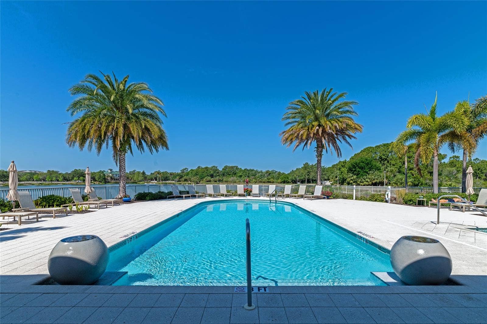 10530 BOARDWALK LOOP, #202, Bradenton, FL 34202