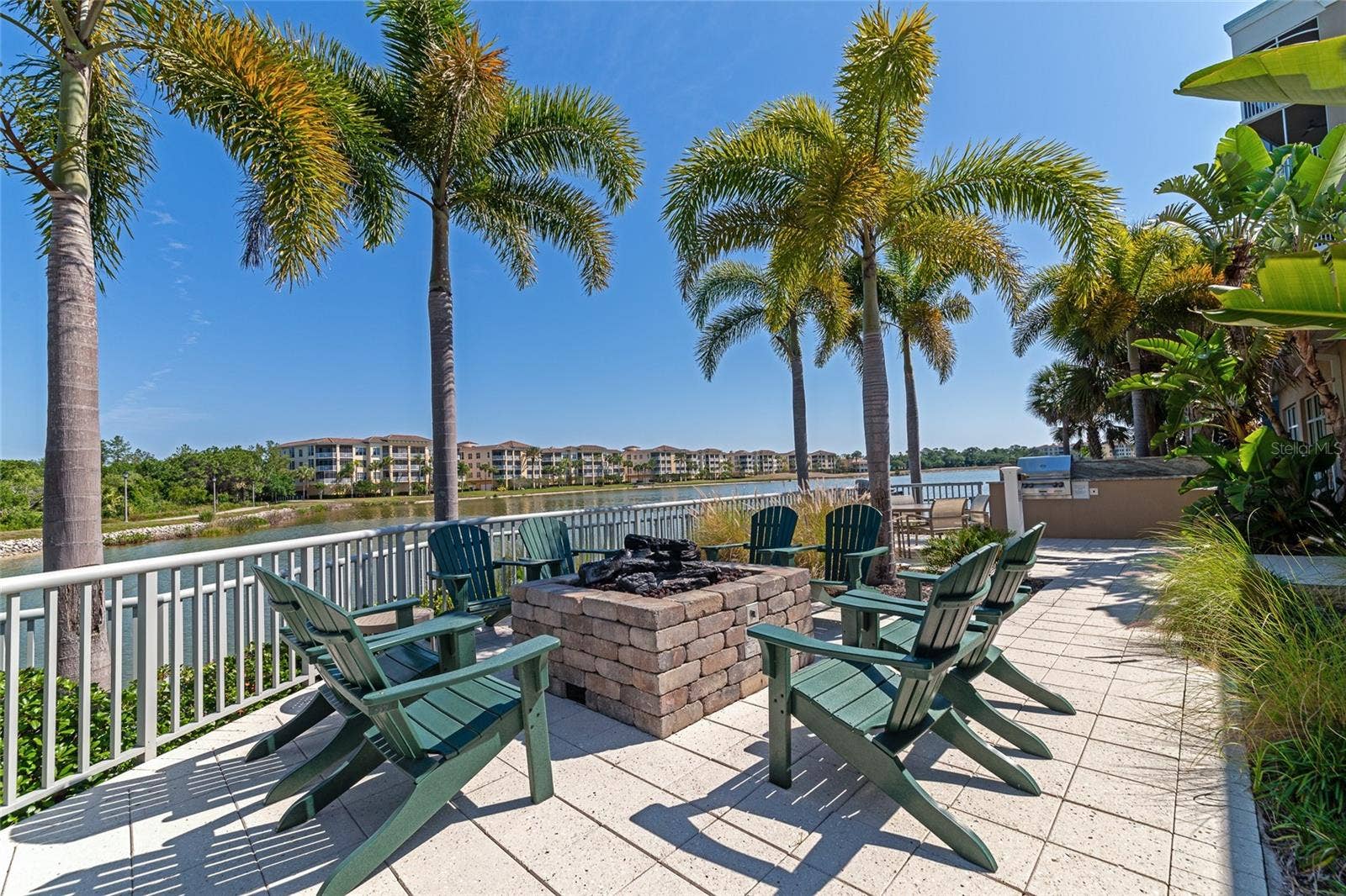 10530 BOARDWALK LOOP, #202, Bradenton, FL 34202