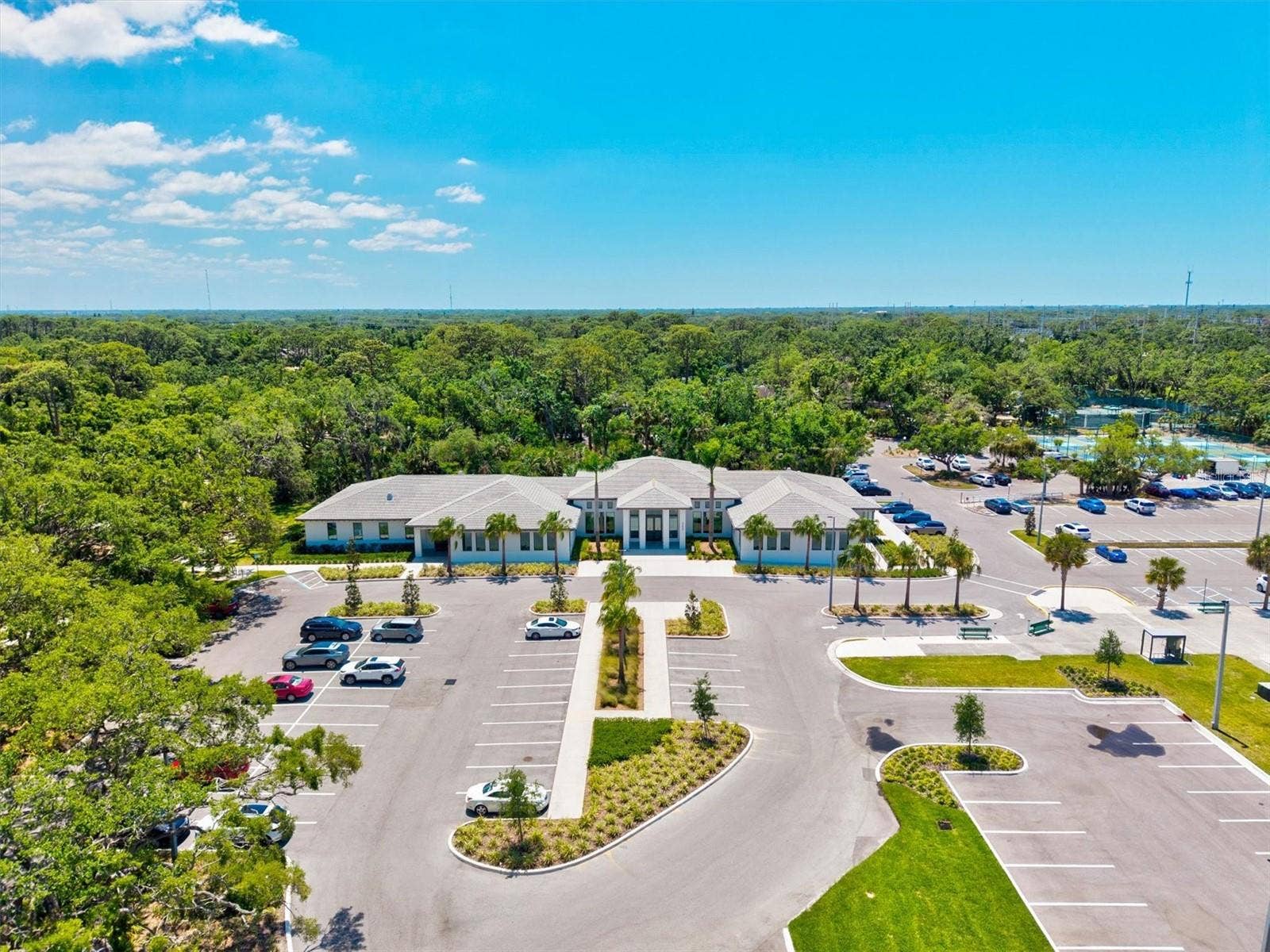 3118 WINDRUSH BOURNE, #8, Sarasota, FL 34235 3118 WINDRUSH BOURNE, #8, Sarasota, FL 34235