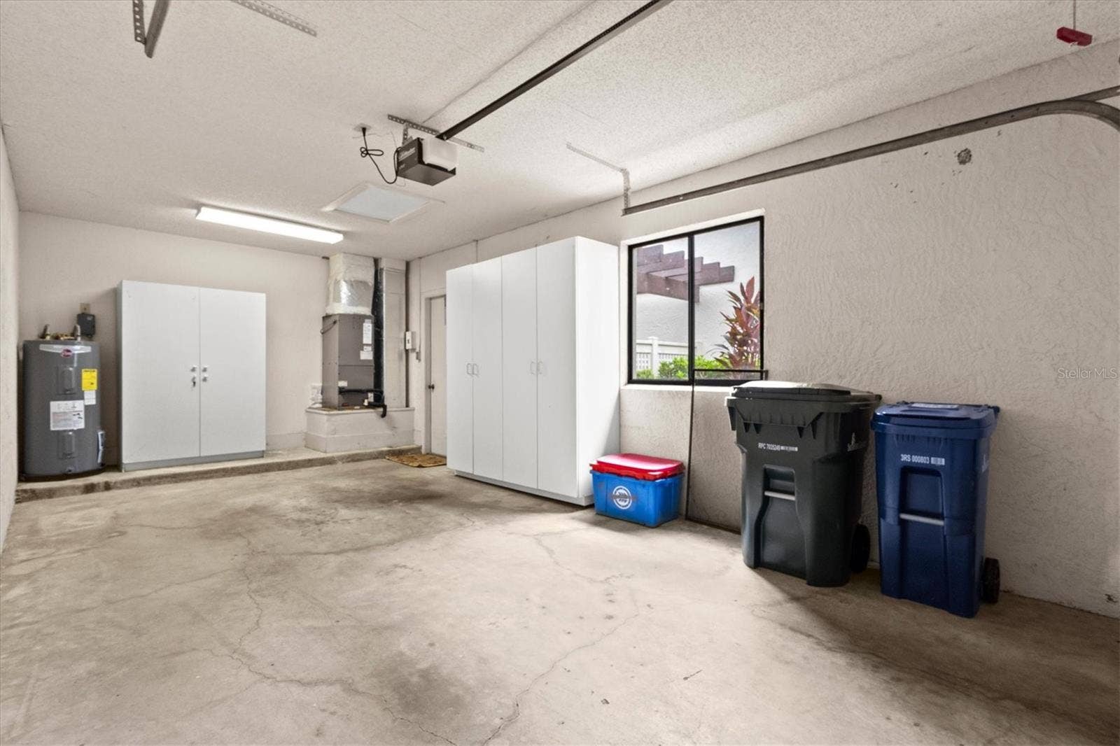3118 WINDRUSH BOURNE, #8, Sarasota, FL 34235 garage