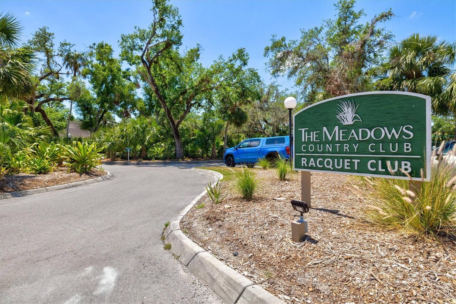 3118 WINDRUSH BOURNE, #8, Sarasota, FL 34235 3118 WINDRUSH BOURNE, #8, Sarasota, FL 34235