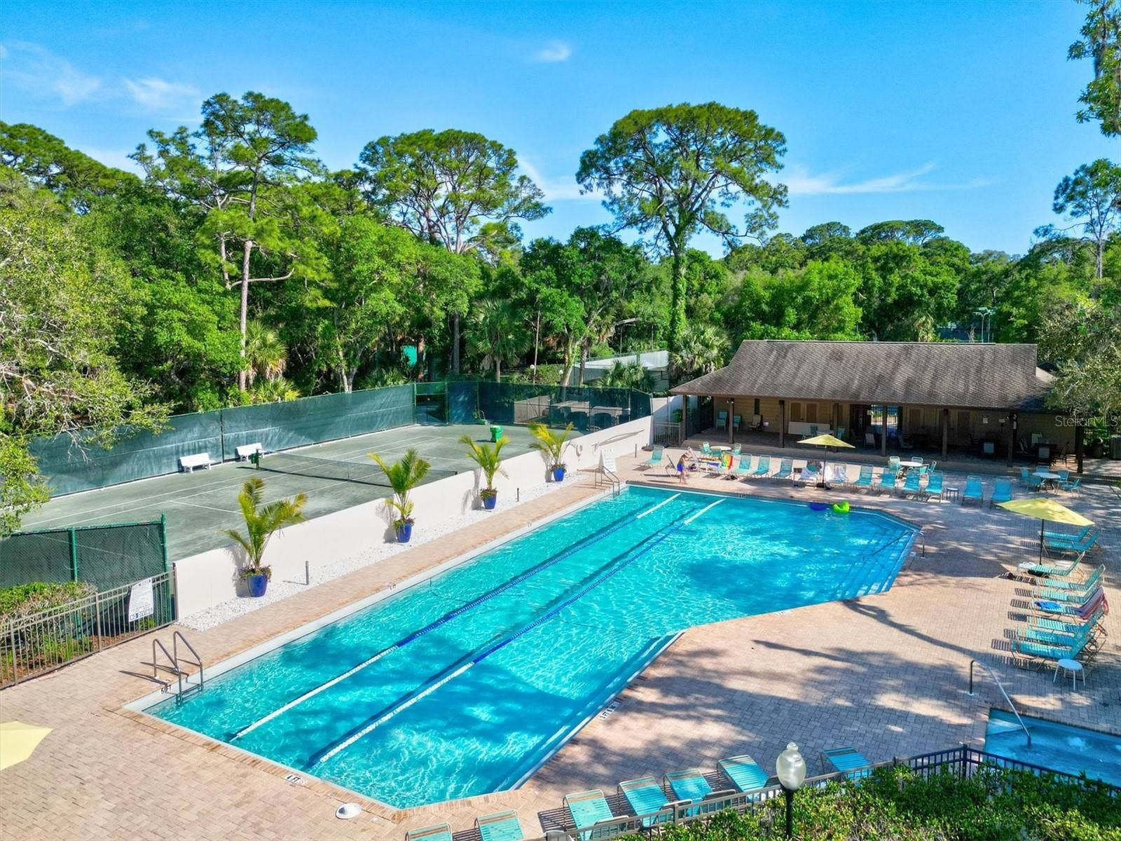 3118 WINDRUSH BOURNE, #8, Sarasota, FL 34235 3118 WINDRUSH BOURNE, #8, Sarasota, FL 34235
