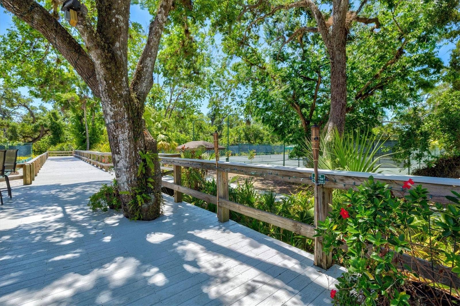 3118 WINDRUSH BOURNE, #8, Sarasota, FL 34235 3118 WINDRUSH BOURNE, #8, Sarasota, FL 34235