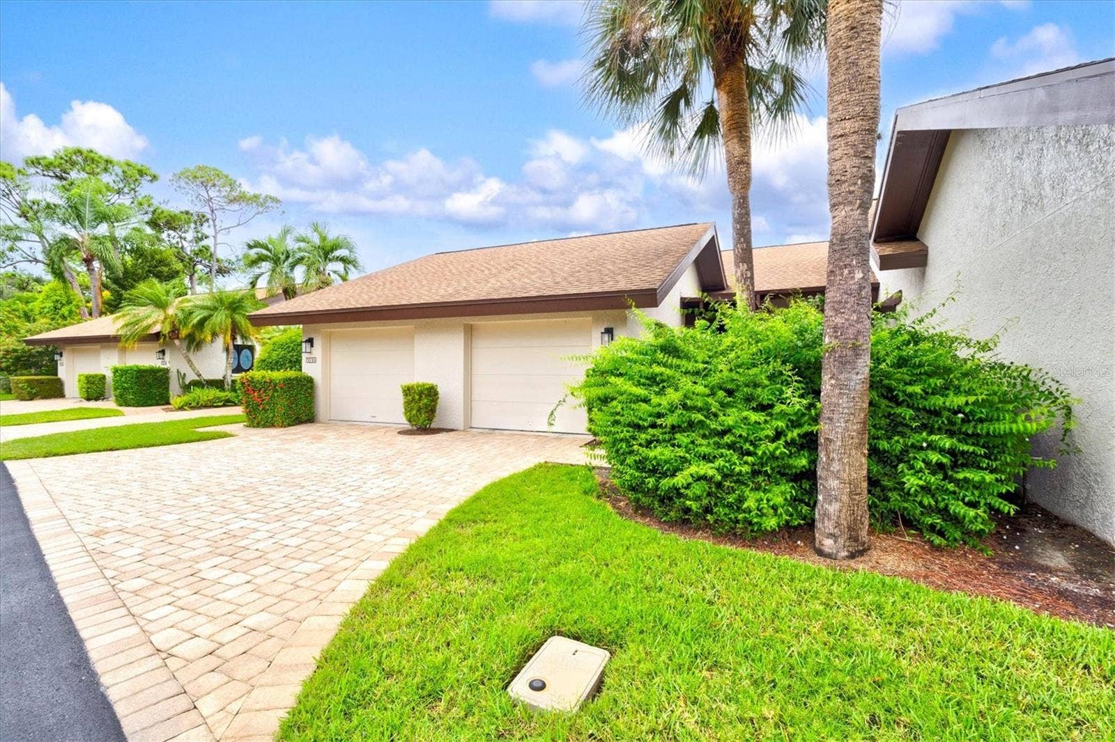 3118 WINDRUSH BOURNE, #8, Sarasota, FL 34235 3118 WINDRUSH BOURNE, #8, Sarasota, FL 34235