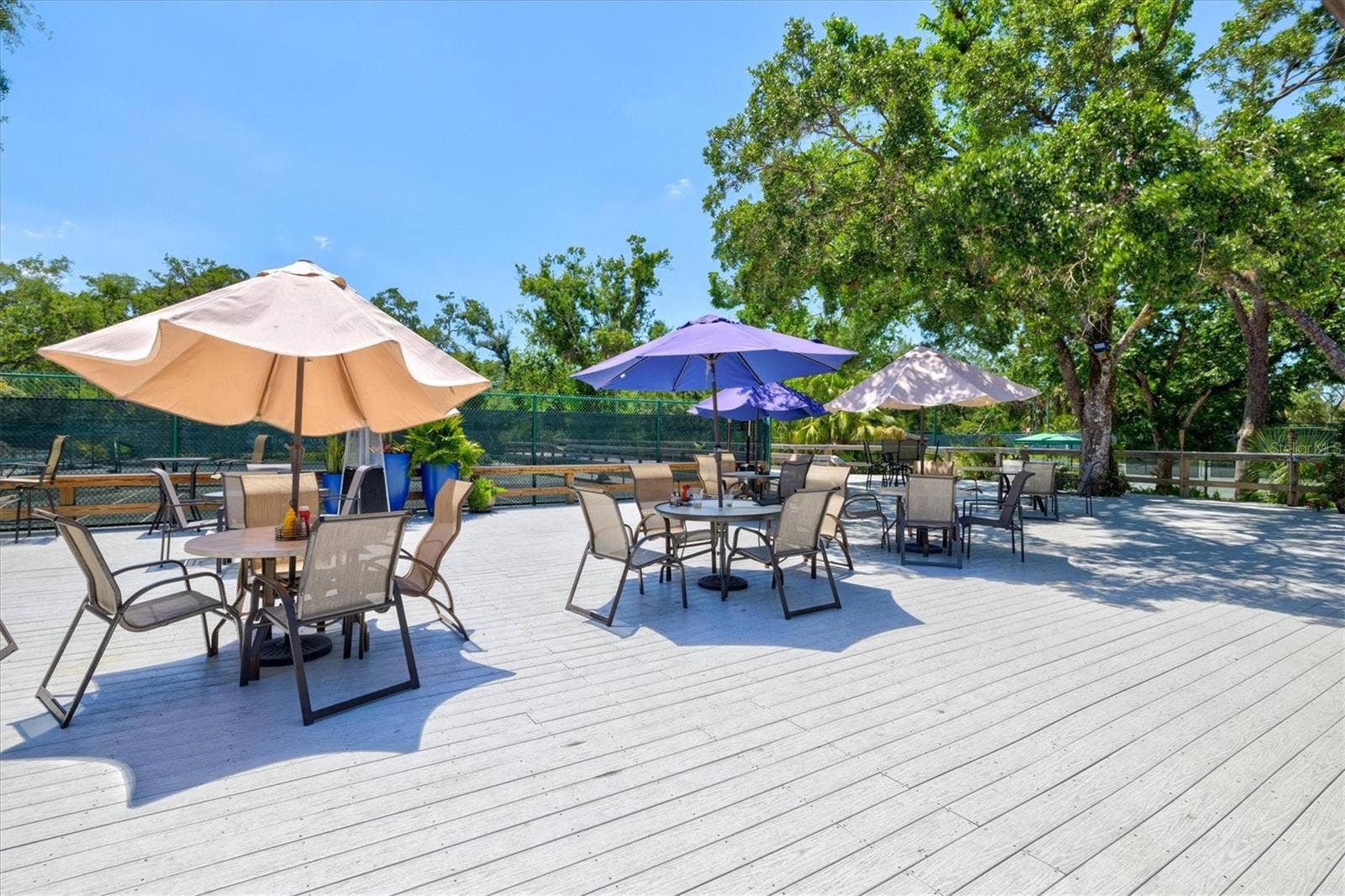 3118 WINDRUSH BOURNE, #8, Sarasota, FL 34235 3118 WINDRUSH BOURNE, #8, Sarasota, FL 34235