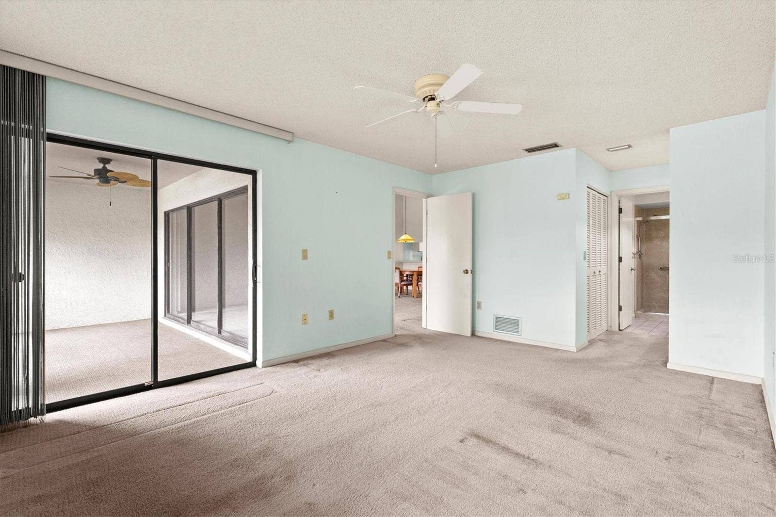 3118 WINDRUSH BOURNE, #8, Sarasota, FL 34235 Primary bedroom