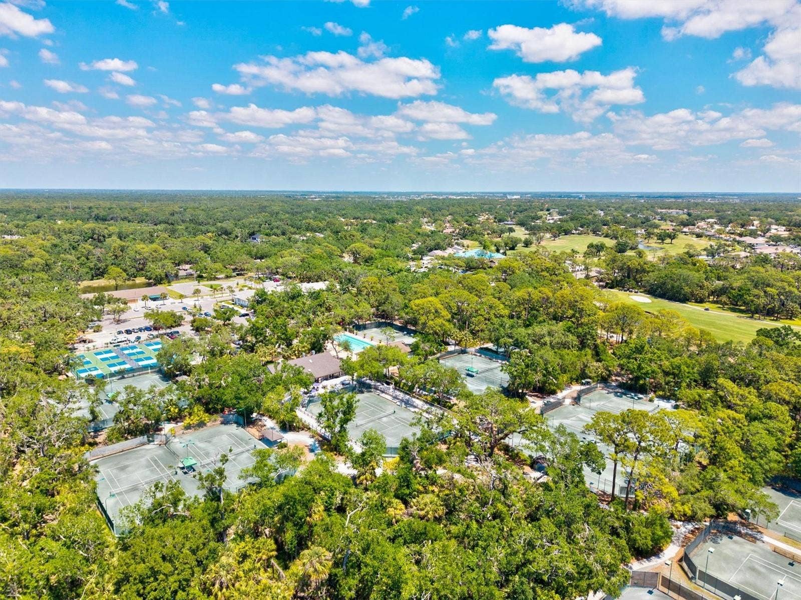 3118 WINDRUSH BOURNE, #8, Sarasota, FL 34235 3118 WINDRUSH BOURNE, #8, Sarasota, FL 34235