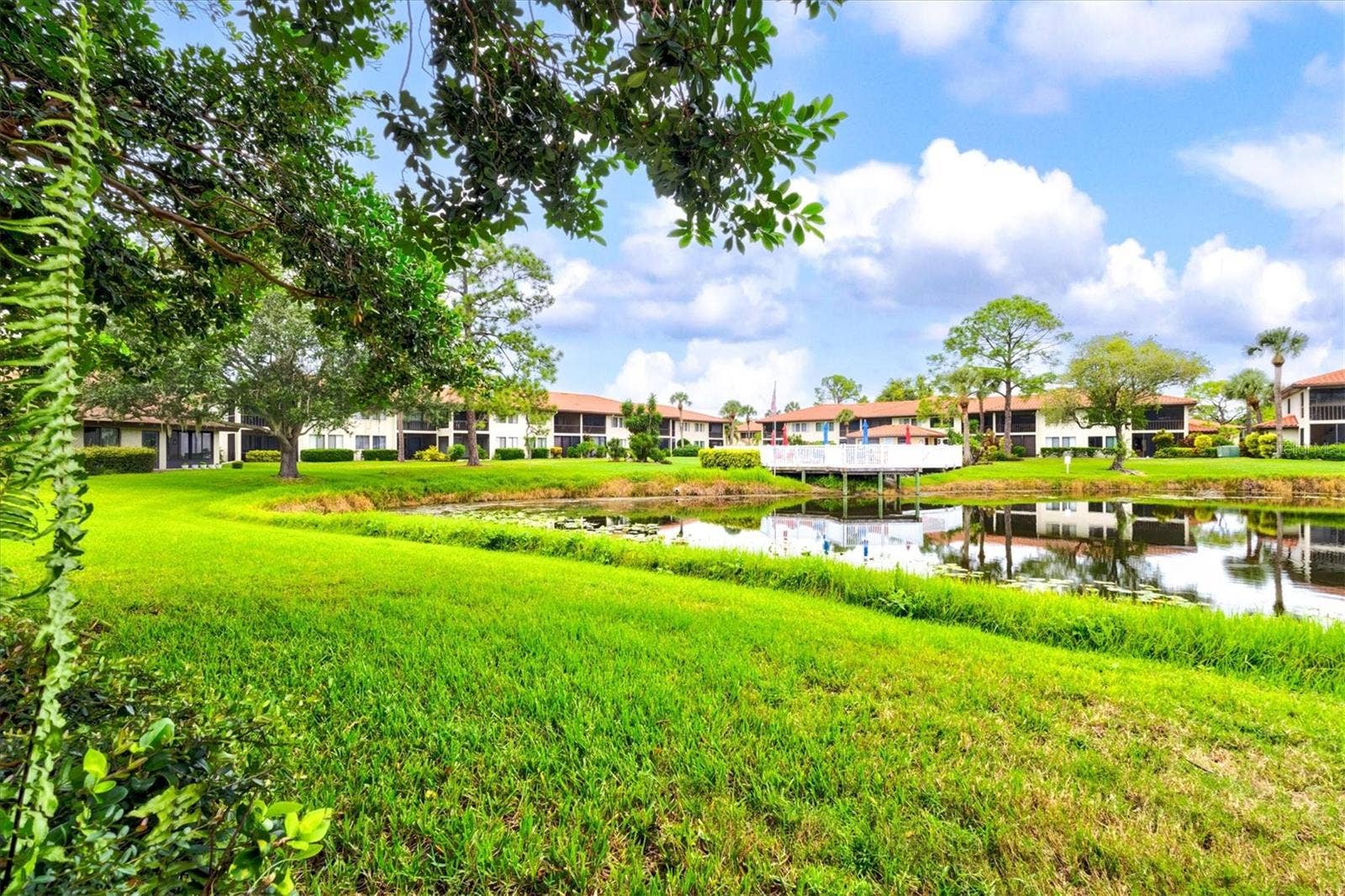 3118 WINDRUSH BOURNE, #8, Sarasota, FL 34235 3118 WINDRUSH BOURNE, #8, Sarasota, FL 34235