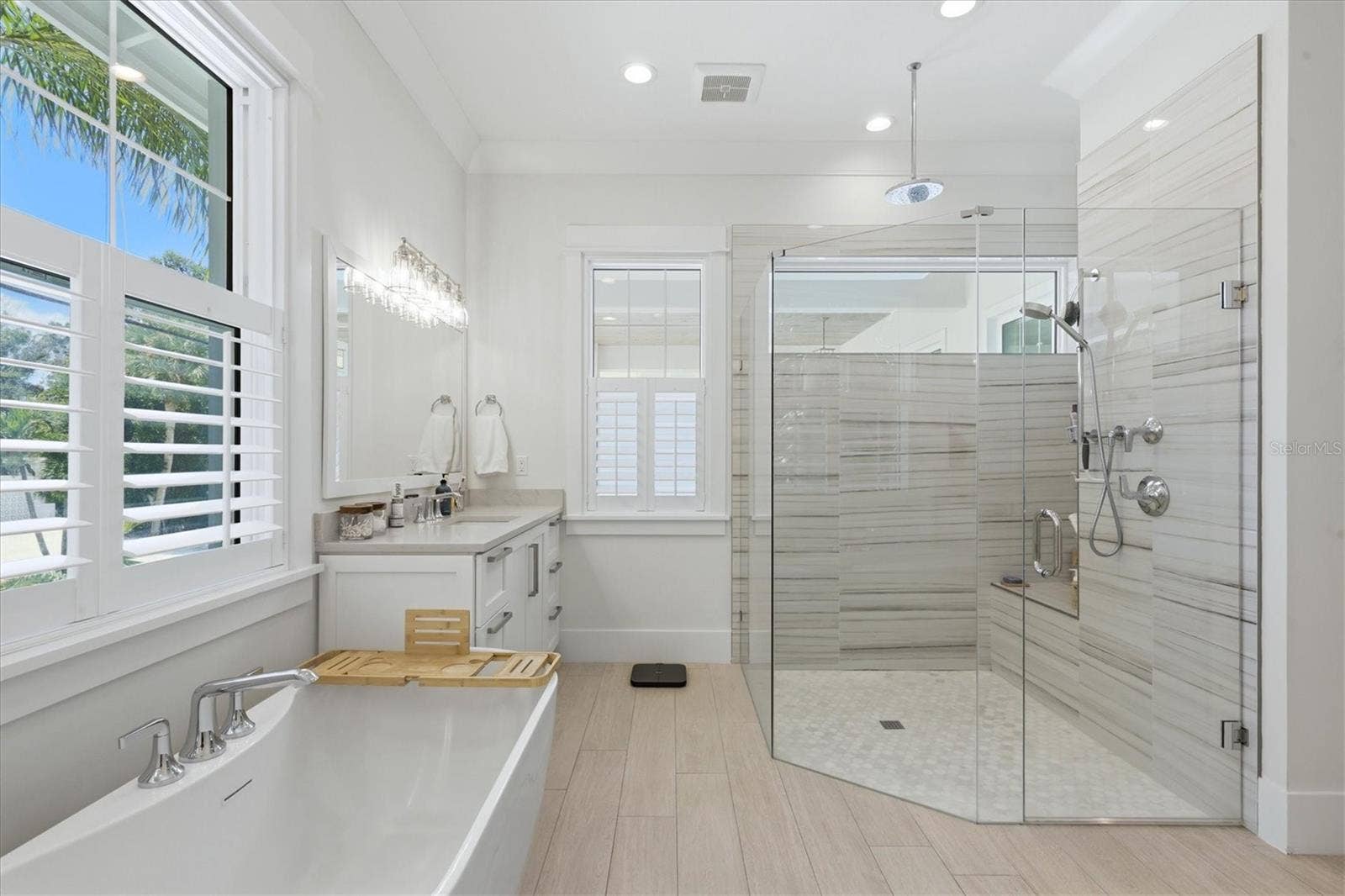3913 ROBERTS POINT ROAD, Sarasota, FL 34242 3913 ROBERTS POINT ROAD, Sarasota, FL 34242