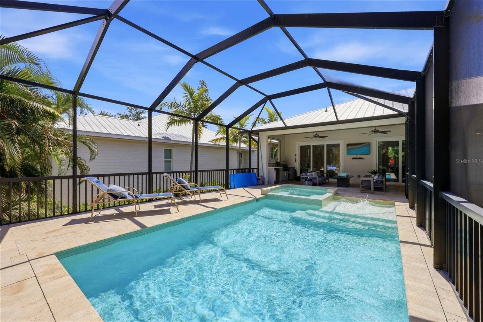 3913 ROBERTS POINT ROAD, Sarasota, FL 34242 3913 ROBERTS POINT ROAD, Sarasota, FL 34242