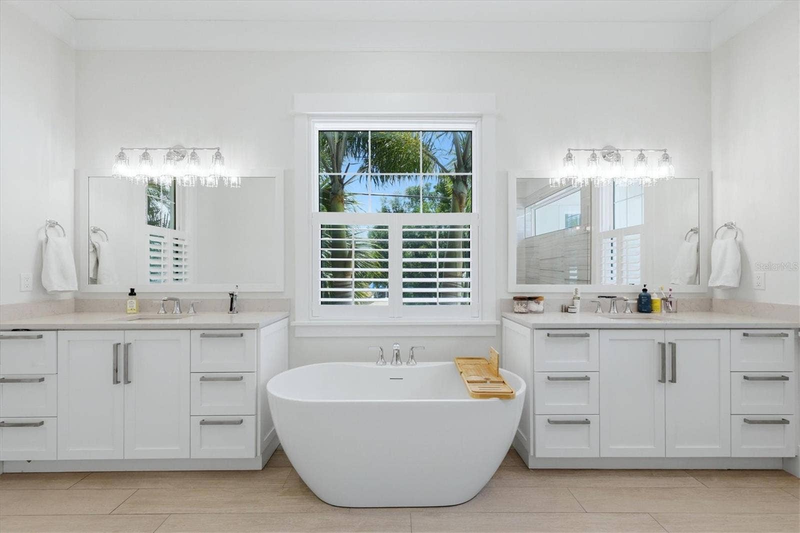 3913 ROBERTS POINT ROAD, Sarasota, FL 34242 3913 ROBERTS POINT ROAD, Sarasota, FL 34242
