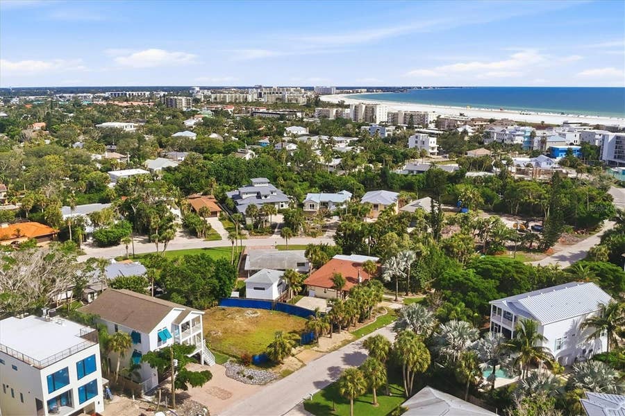 Property photo for 5375 CALLE FLORIDA, Sarasota, FL