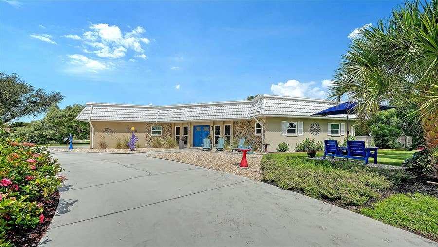 Property photo for 5211 INVERNESS DRIVE, Sarasota, FL