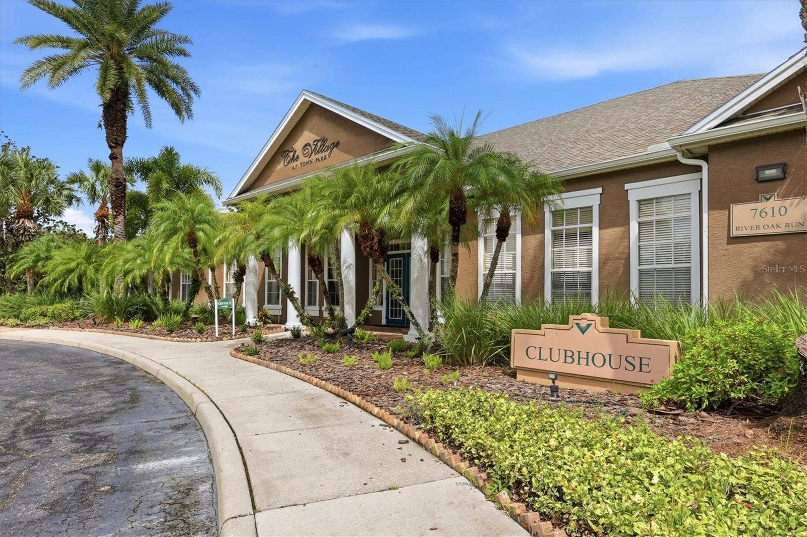 8926 MANOR LOOP, #103, Bradenton, FL 34202 8926 MANOR LOOP, #103, Bradenton, FL 34202