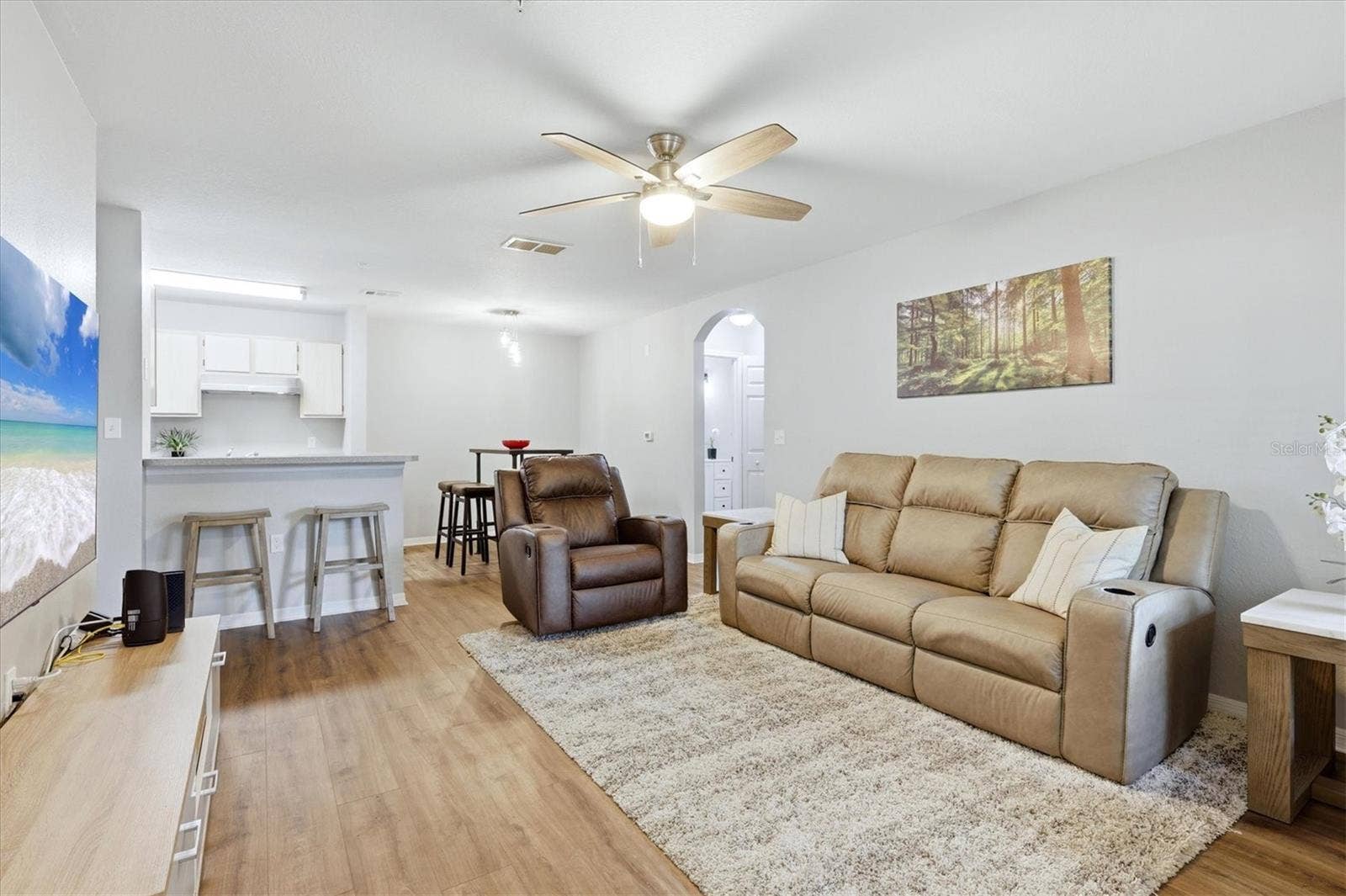 8926 MANOR LOOP, #103, Bradenton, FL 34202 Living room, Breakfast Bar, Dinette table