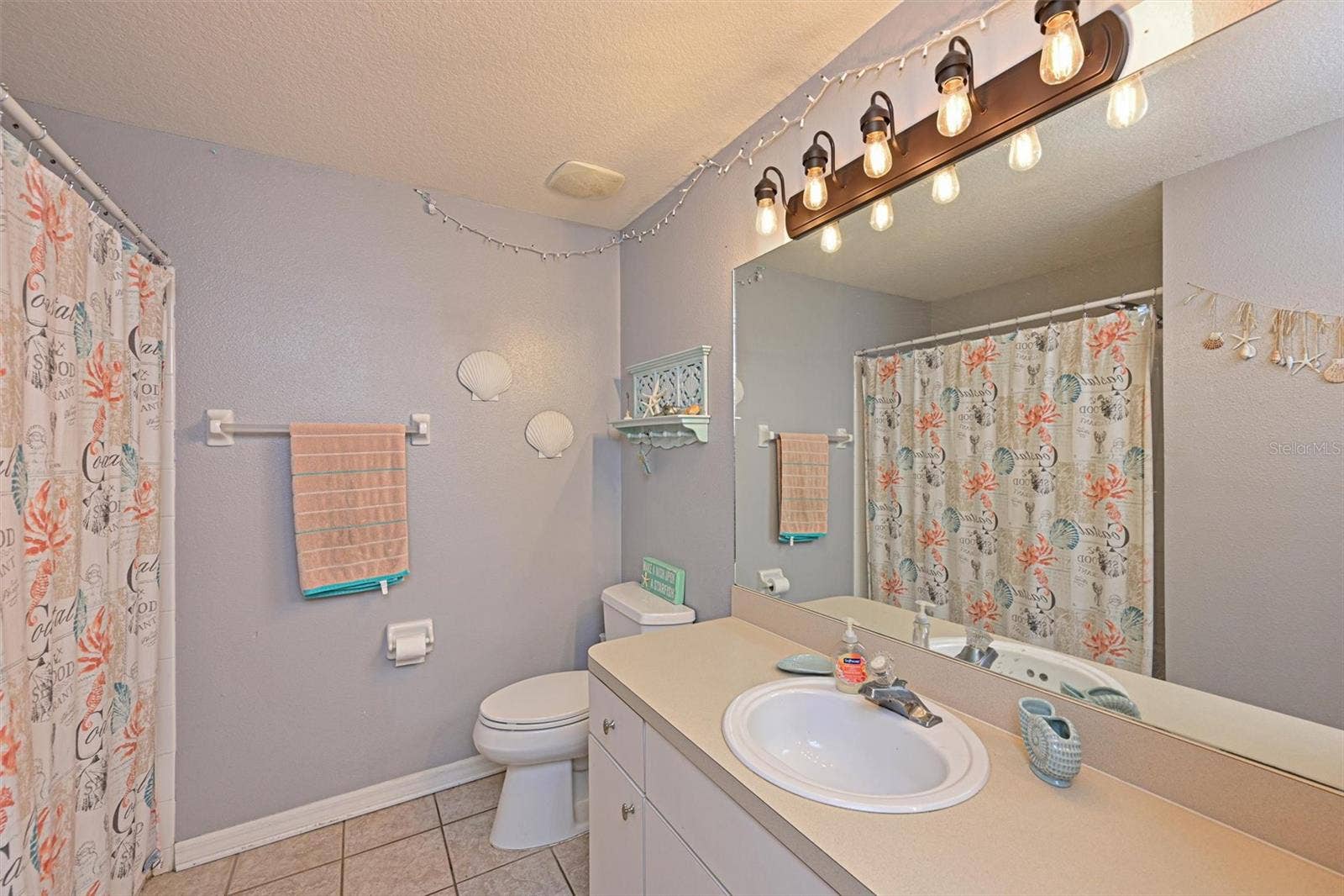 7112 49TH PL E, Palmetto, FL 34221 7112 49TH PL E, Palmetto, FL 34221