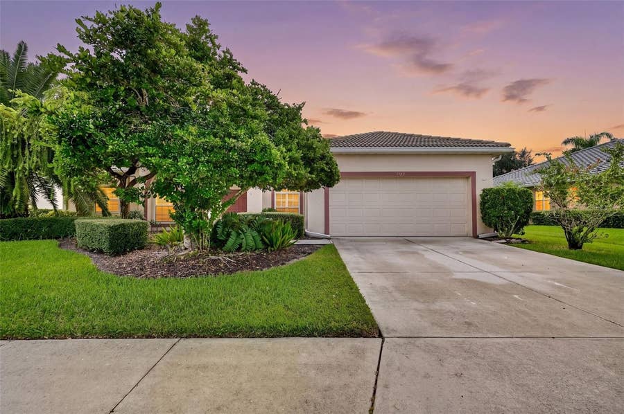Property photo for 1322 WESTERN PINE CIRCLE, Sarasota, FL
