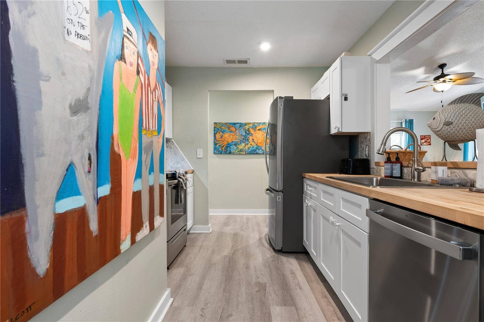 3476 WINTON AVENUE, Sarasota, FL 34234 Cottage 1 kitchen