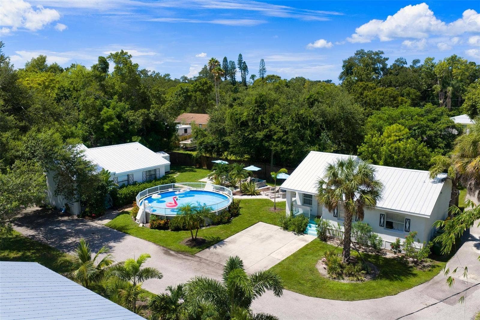 3476 WINTON AVENUE, Sarasota, FL 34234 3 Homes 1 large Lot