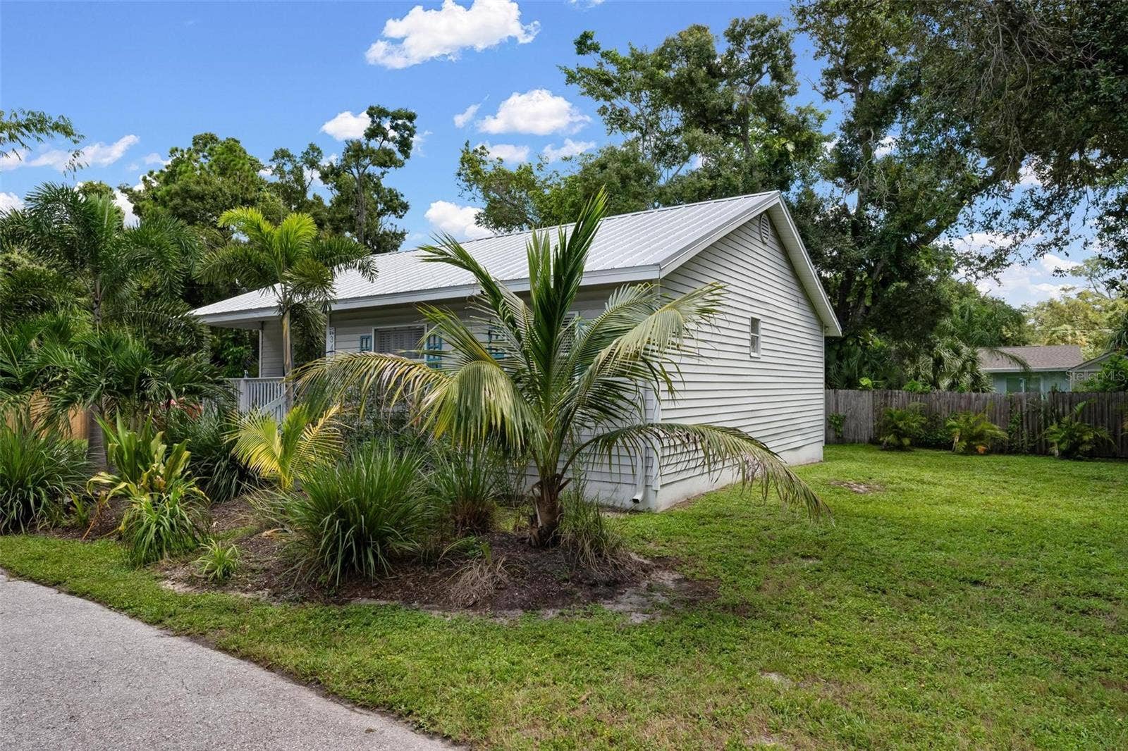 3476 WINTON AVENUE, Sarasota, FL 34234 Cottage 1