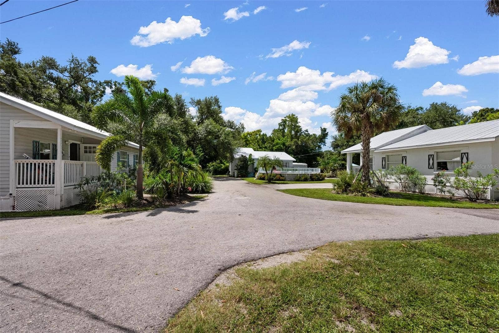 3476 WINTON AVENUE, Sarasota, FL 34234 Your New Sarasota, FL Compound