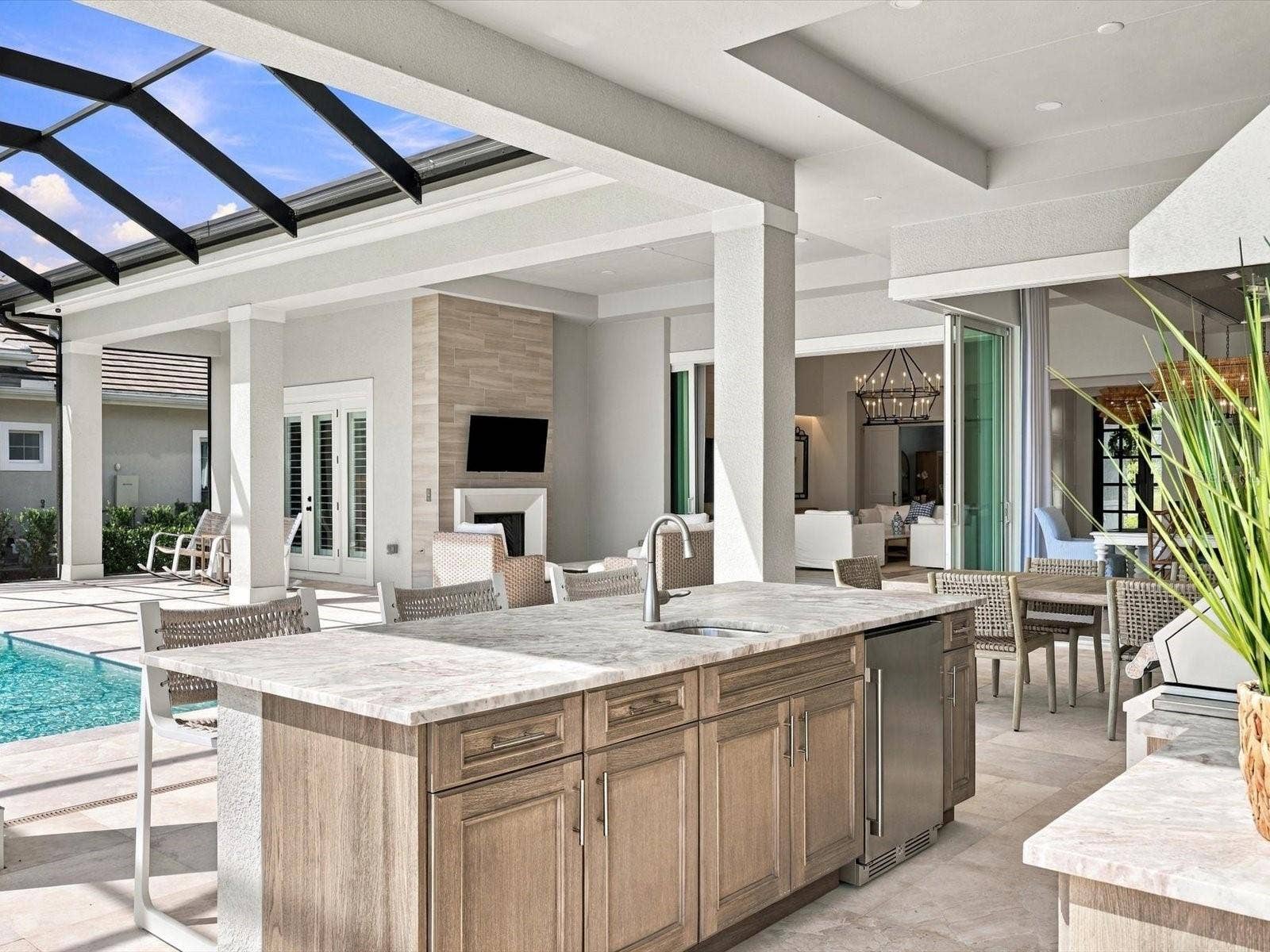 532 BLUE SHELL LOOP, Sarasota, FL 34240 Outdoor Kitchen