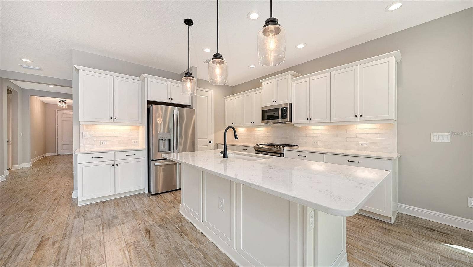 2806 BUTTERFLY JASMINE TRAIL, Sarasota, FL 34240 2806 BUTTERFLY JASMINE TRAIL, Sarasota, FL 34240