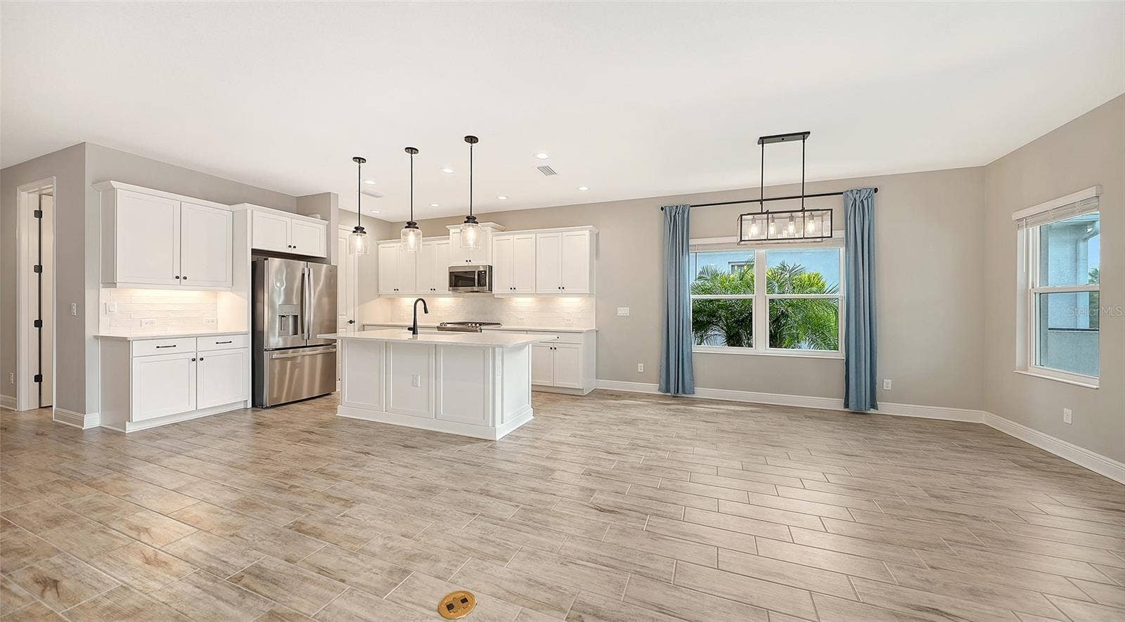 2806 BUTTERFLY JASMINE TRAIL, Sarasota, FL 34240 2806 BUTTERFLY JASMINE TRAIL, Sarasota, FL 34240