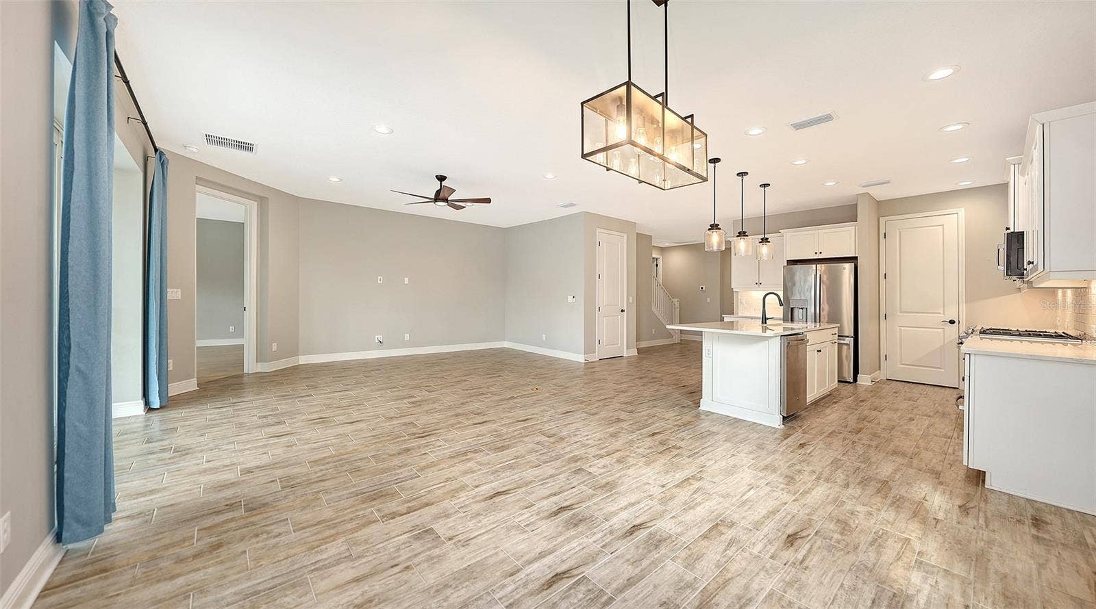 2806 BUTTERFLY JASMINE TRAIL, Sarasota, FL 34240 2806 BUTTERFLY JASMINE TRAIL, Sarasota, FL 34240