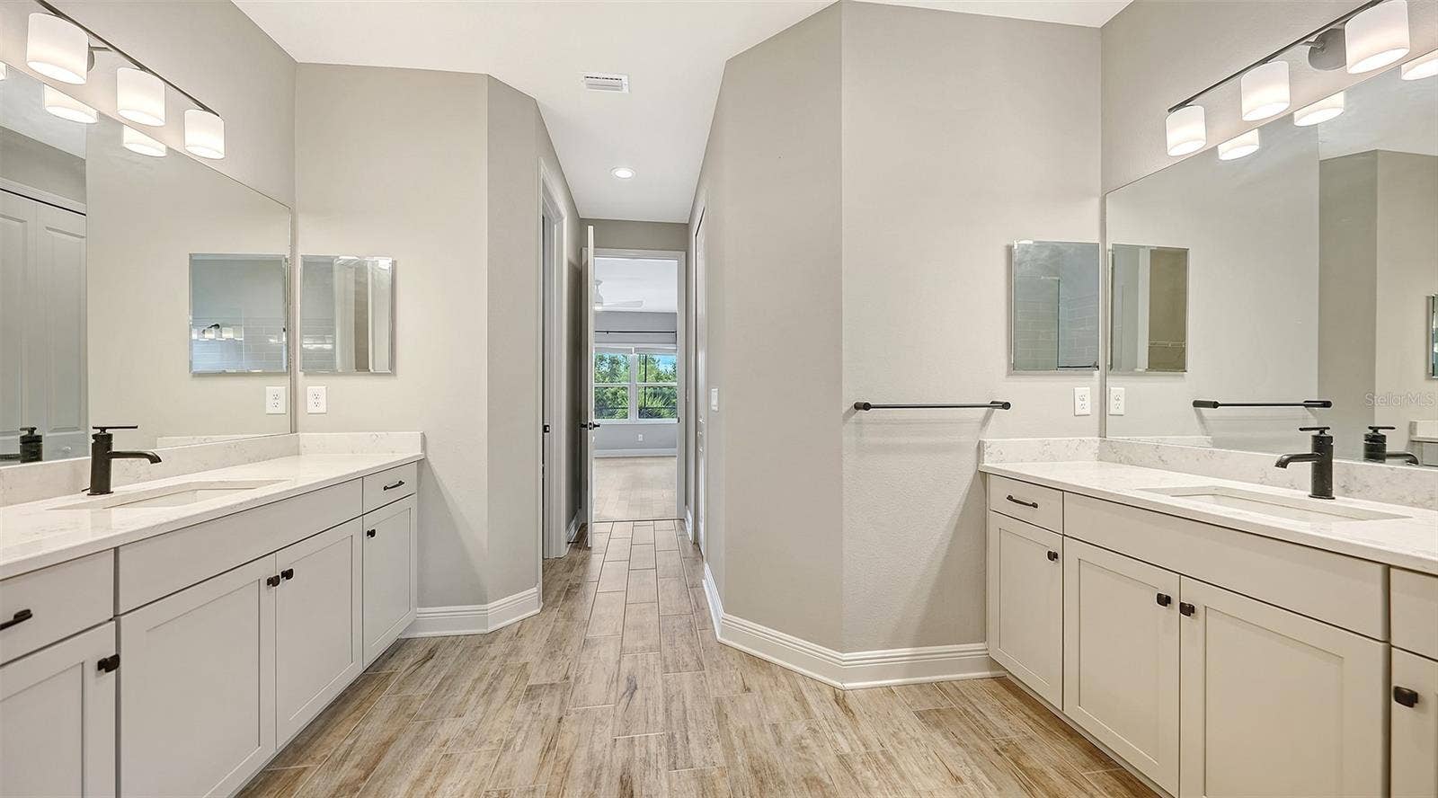 2806 BUTTERFLY JASMINE TRAIL, Sarasota, FL 34240 2806 BUTTERFLY JASMINE TRAIL, Sarasota, FL 34240