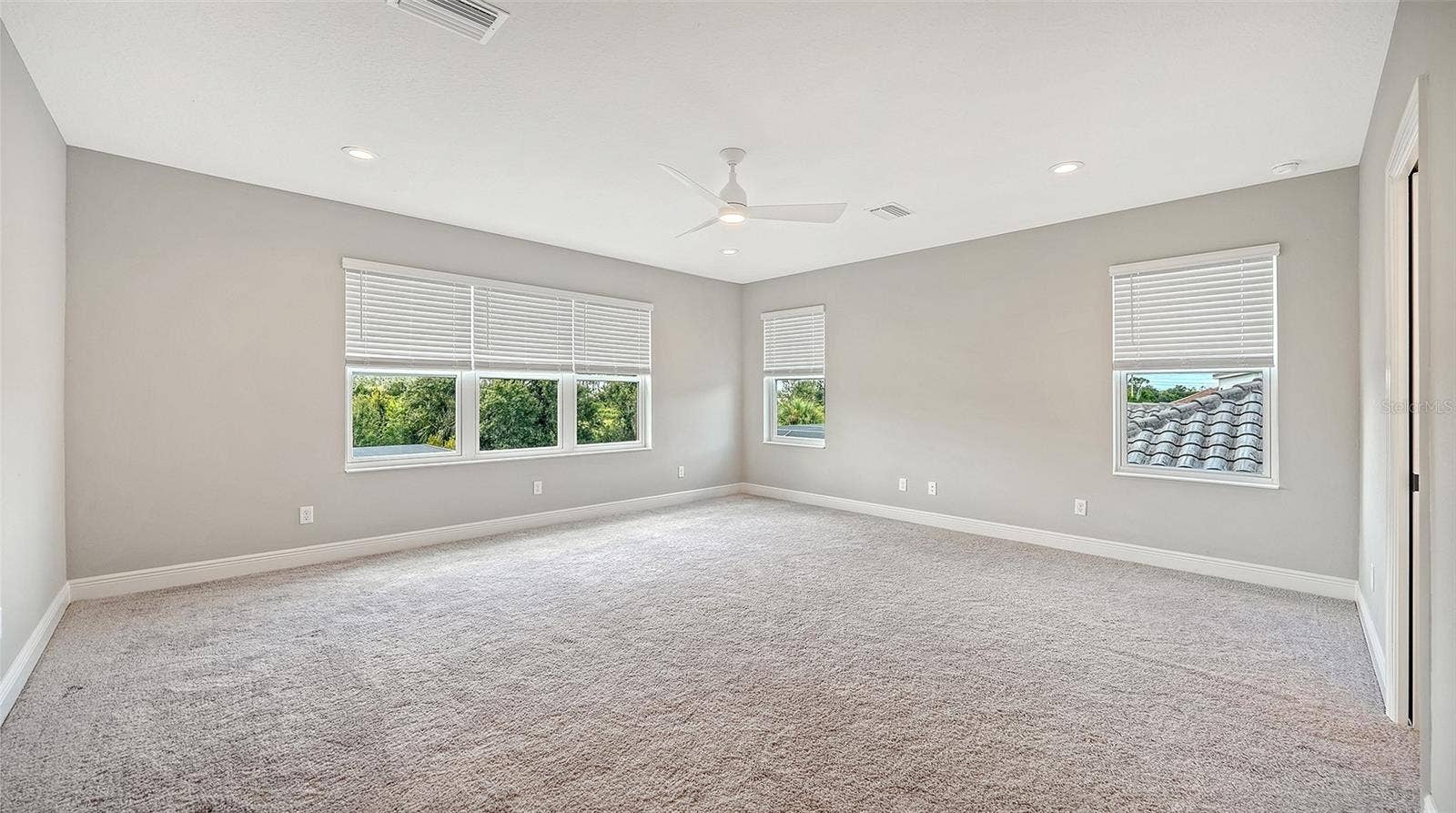 2806 BUTTERFLY JASMINE TRAIL, Sarasota, FL 34240 2806 BUTTERFLY JASMINE TRAIL, Sarasota, FL 34240